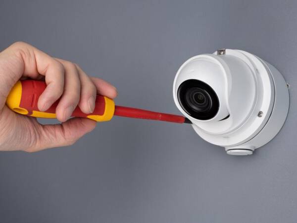 CCTV Repair Service Perth expert fixing security cameras